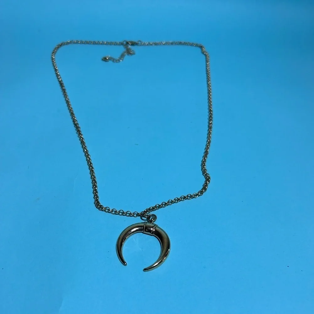 Pretty necklace